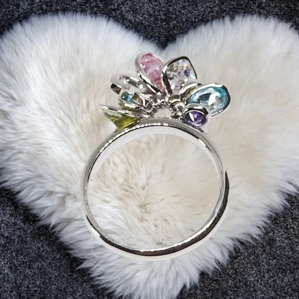GC GUESS COLLECTION ~ Elegant Multi-Stone Silver Ring